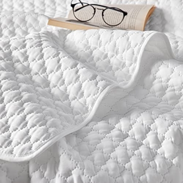 CozyLux King Size Quilt Set White 3 Pieces - Lightweight Bedspread