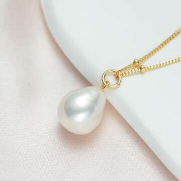 Vitalitti Pearl Necklaces for Women, Genuine Lustrous Baroque Pearl Pendant Necklace, 18K Gold Plated 20 inch Necklace, Luxury Trendy Jewelry Gift for Women
