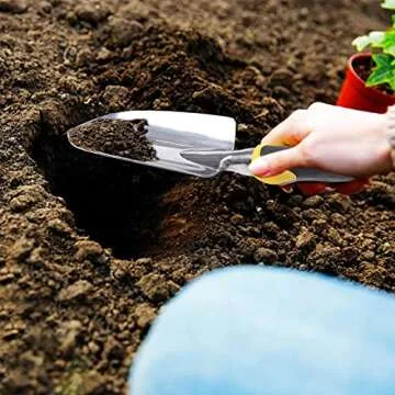 Cuayaes Garden Trowel: Heavy Duty Ergonomic Tool for Planting