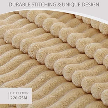 GREEN ORANGE Fleece Throw Blanket - Cozy, Hypoallergenic Gift