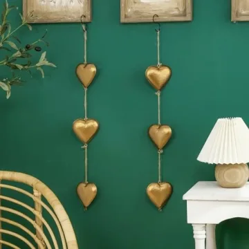 Vintage Metal Heart Decor for Timeless Home Elegance