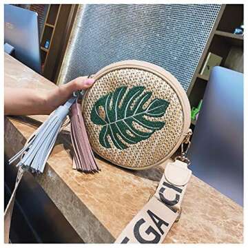 YOUTH UNION Round Woven Straw Bag - Stylish Beach Bag for Women
