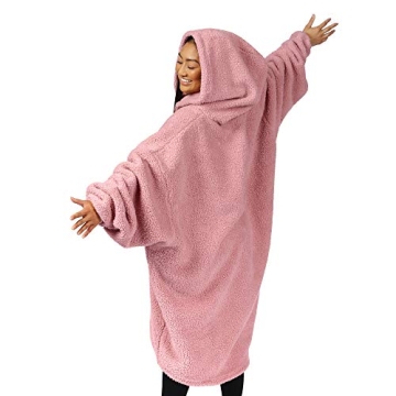 THE COMFY Teddy Bear Quarter-Zip Sherpa Wearable Blanket