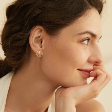 TONLUYAX Gold Bow Hoop Earrings - Elegant and Lightweight