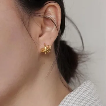 TONLUYAX Gold Bow Hoop Earrings - Elegant and Lightweight
