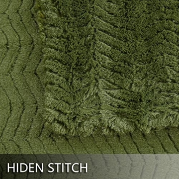 YUSOKI Luxury Faux Fur Double Sided Throw Blanket