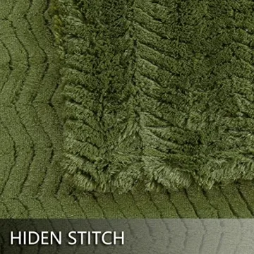 YUSOKI Luxury Faux Fur Double Sided Throw Blanket