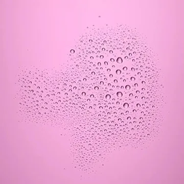 Catrice Shake Fix Glow Spray Hydrates Skin and Sets Makeup