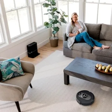 Shark UR2500SR Robot Vacuum with Self-Empty Base and AI Navigation