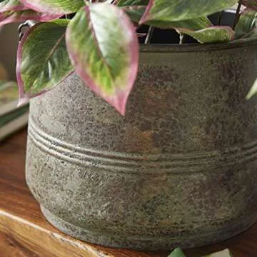 Deco 79 Rustic Metal Planter Set - Distressed Bronze Design