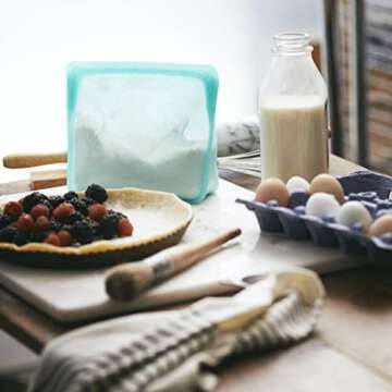 Stasher Stand Up Silicone Bag for Cooking and Storage