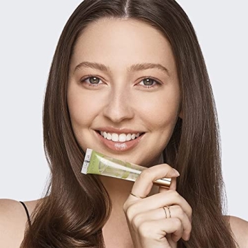 Broadway Vita-Lip Gloss Set for Hydrated Luscious Lips