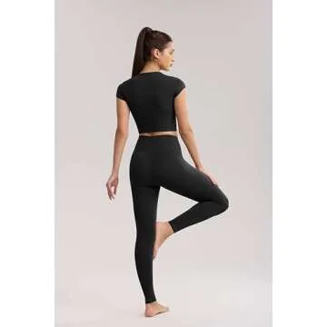 ENERBLOOM Cropped Athletic Gym Tees with Built-in Bra