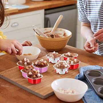 Cunhill 30 Sets Heart Shaped Cake Pans with Lids, 3.4 Ounces/ 100 Ml, Mini Cheesecake Pans Aluminum Foil Mini Disposable Heart Cupcake Pans for Valentine's Day Wedding Parties (Red,Pink,White)