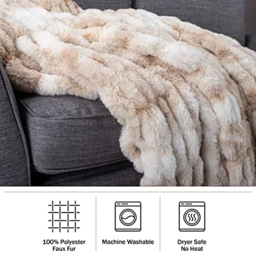 Luxurious Oversized Faux Fur Blanket for Cozy Comfort