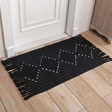 Zelaooo Boho Hand Woven Bathroom Rug Fringe Rug for Bedroom Cotton Woven Tassel Throw Rug Moroccan Accent Tribal Decorative Throw Floor Carpet,Exquisite Geometric Minimalist Style(2.0ftx3.0ft, Black)