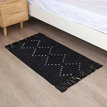 Zelaooo Boho Hand Woven Bathroom Rug Fringe Rug for Bedroom Cotton Woven Tassel Throw Rug Moroccan Accent Tribal Decorative Throw Floor Carpet,Exquisite Geometric Minimalist Style(2.0ftx3.0ft, Black)