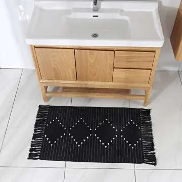 Zelaooo Boho Hand Woven Bathroom Rug Fringe Rug for Bedroom Cotton Woven Tassel Throw Rug Moroccan Accent Tribal Decorative Throw Floor Carpet,Exquisite Geometric Minimalist Style(2.0ftx3.0ft, Black)
