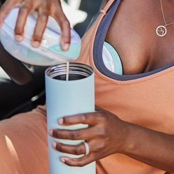 Willow Portable Breastmilk Cooler for Busy Moms - Keeps Cold