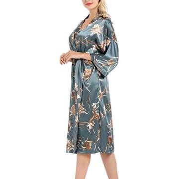 Chic Women's Floral Satin Robe for Brides and Bridesmaids