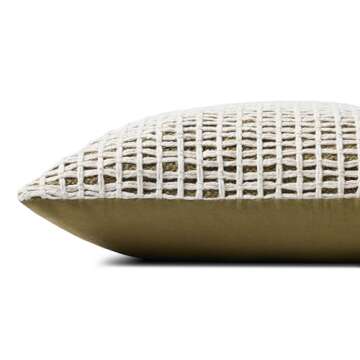 LOLOI PLL0119 Green/Ivory 18'' x 18'' Cover w/Down Pillow