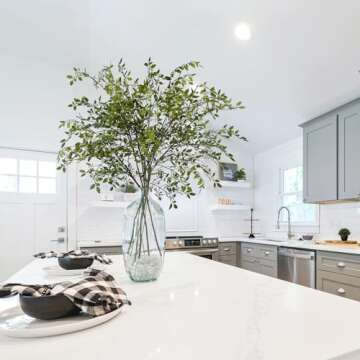 Uqueeten Artificial Greenery Southern Bamboo 43.3 inches Tall Home Decor Green Stem and Leaf Plant for Vase Living Room Bedroom Garden Outdoor (4 Green Branches)