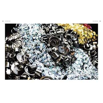 The Fashion Swatch Book for Textile Lovers and Designers