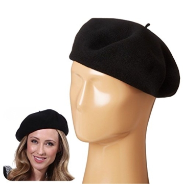 Stylish AWAYTR Wool Beret for All Seasons
