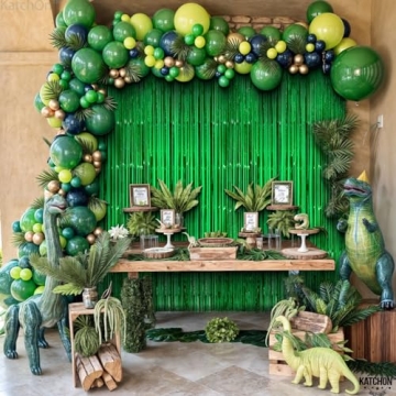 KatchOn Green Streamers - 3.2x8 Feet Party Decorations