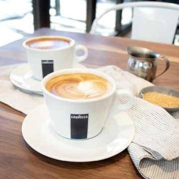 Lavazza Qualità Oro Medium Roast Whole Beans 2.2 lbs