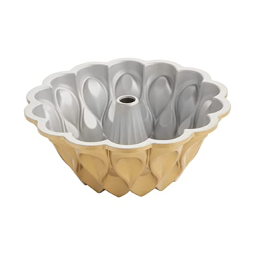 Nordic Ware Crown Bundt Pan for Beautiful Cakes