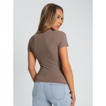 Trendy Queen Women's Slim Fit Crop Tee Summer Fashion