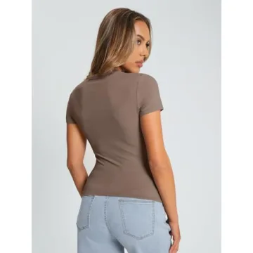 Trendy Queen Women's Slim Fit Crop Tee Summer Fashion