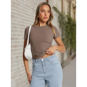 Trendy Queen Women's Slim Fit Crop Tee Summer Fashion