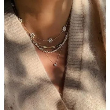 Dainty Daisy Pearl Choker Necklace for Women