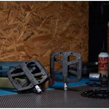 e*thirteen Base Flat Pedals - Unmatched Grip for Biking