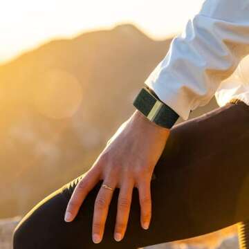 WHOOP Luxe Band 4.0 - Ultimate Comfort & Style