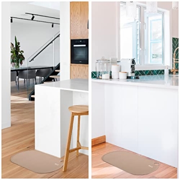 Ruffles & Co. Silicone Pet Food Mat - Non-Slip & Waterproof