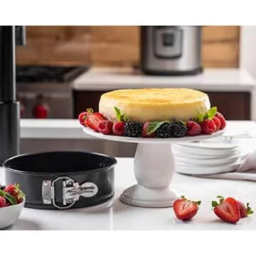 Bellemain 9-Inch Springform Pan - Premium Non-Stick Bakeware