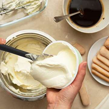 EXQ Home Silicone Spatula Set Heat Resistant 450°F,Seamless Design Baking Spatulas Kitchen Non-Stick Rubber Scraper and Spatula for Cooking 4 Piece Black