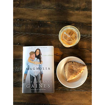 The Magnolia Story by Chip and Joanna Gaines - A Memoir