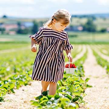 Mini Woven Baskets with Handles Farmhouse Small Rattan Basket Handheld Picking Vegetable Fruit Baskets Decoration Container for Garden Wedding Party Favors Crafts