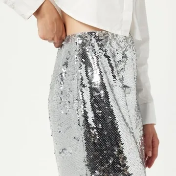 Flora Sequin Mini Skirt by The Drop - Stylish Glamour