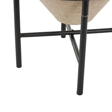 Stylish Deco 79 Metal Decorative Vase for Modern Homes