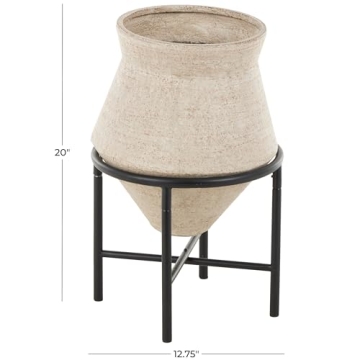 Stylish Deco 79 Metal Decorative Vase for Modern Homes