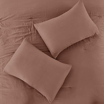 Elegant Down Alternative Comforter Set for Cozy Sleep