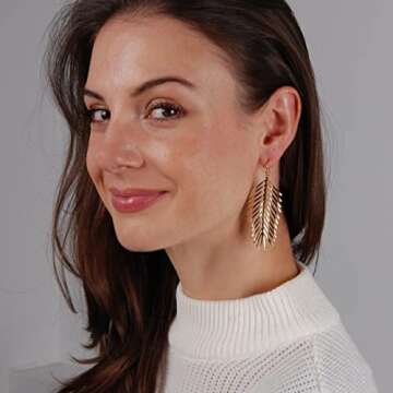 Humble Chic Palm Leaf Dangle Earrings - Stylish Gold Leaf Boho Jewelry for Women