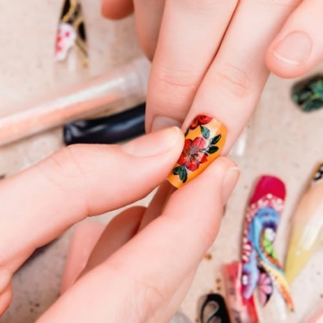 Makartt Nail Glue Remover for Press on Nails - 30ML Press On Nail Remover Easy Removal Debonder for Glue on Nail Tips,Non-Acetone Nail Polish Remover