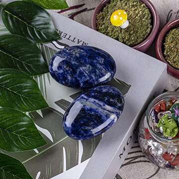 UFEEL Blue Sodalite Palm Stone Crystal Natural Chakra Therapy Polished Healing Crystal Oval Pocket Gemstone for Anxiety Stress Relief