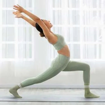 Toes Home Non-Slip Pilates Socks with Grip for Women